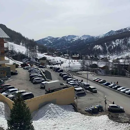 Appartement Chaleureux Et Ensoleillé ! *